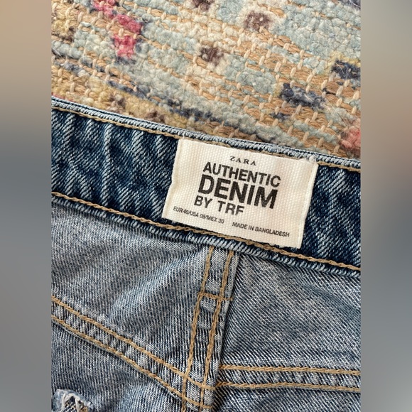 Zara High Rise Jeans - Picture 5 of 9